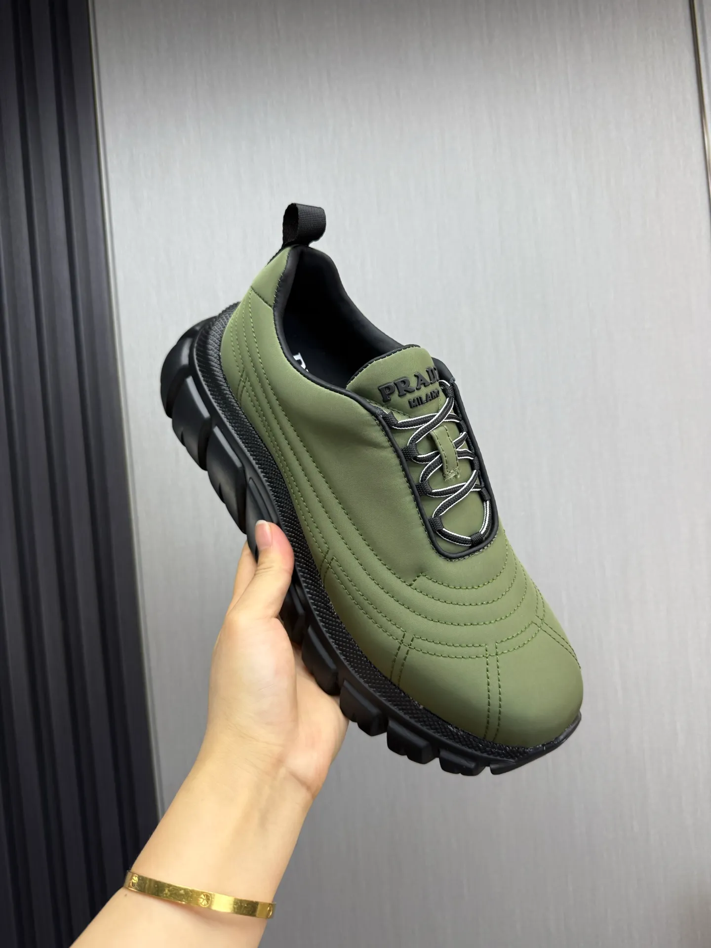 Men's shoes 💰580💰 [PRADA] Men's shoes are popular in the counter, official website synchronization, 1 high-quality shipment ✔️Imported waterproof fabric + cowhide lining, 1🆚1 replica, original sole, 38-45 (45 customized, non-refundable)